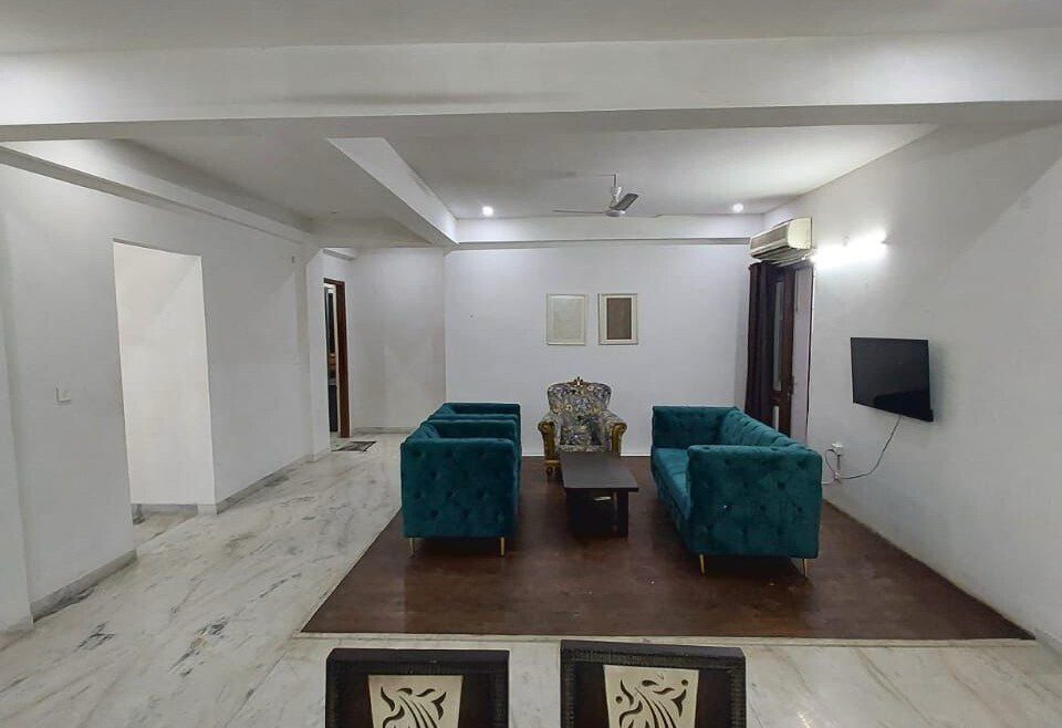 4BHK Fully Furnished in Sector 45 Gurugram